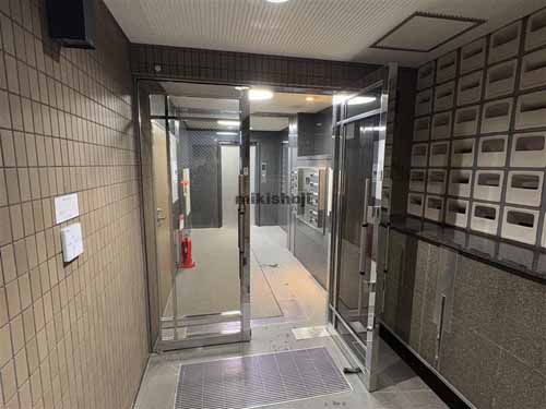 ニューライフビル エントランス1