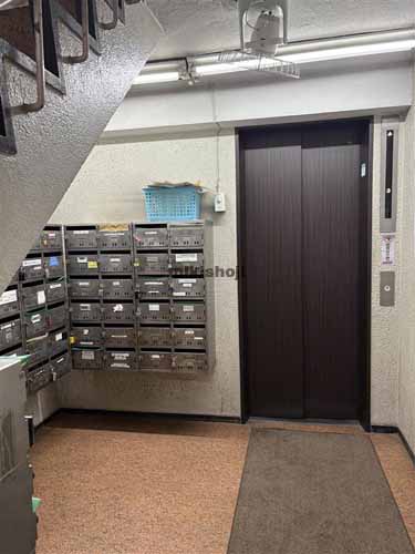 細川ビル エレベーターホール1