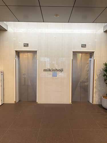 ヤマタネ箱崎ビル エレベーターホール1