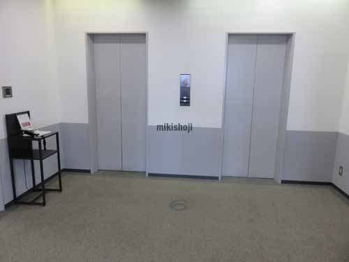 高田馬場看山ビル エレベーターホール1