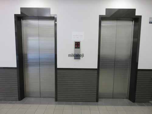 高田馬場看山ビル エレベーターホール3