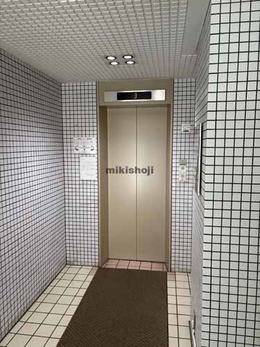 一番町村上ビル エレベーターホール1