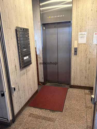 九段櫻ビル エレベーターホール1