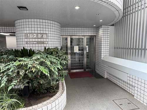 九段南のアルス市ヶ谷 エントランス3