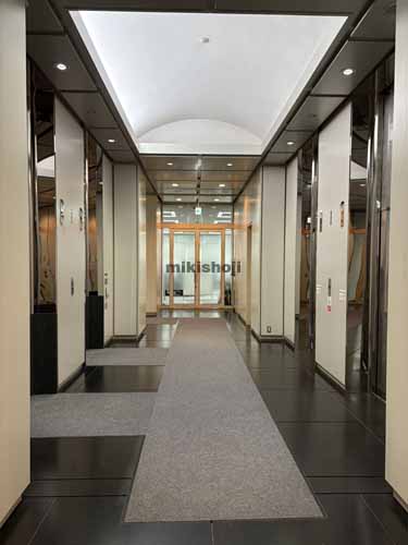 目白中野ビル エレベーターホール1