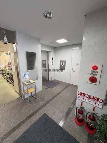 菅屋ビル エレベーターホール1