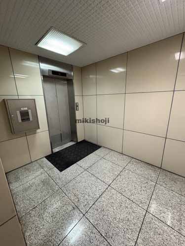 日本橋人形町・堀留町・小舟町・富沢町の人形町藤和ビル エレベーターホール1