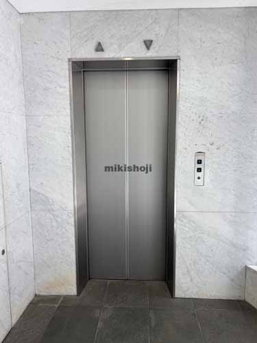 林五ビル エレベーターホール1