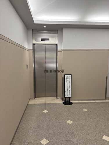 吉元ビル エレベーターホール1