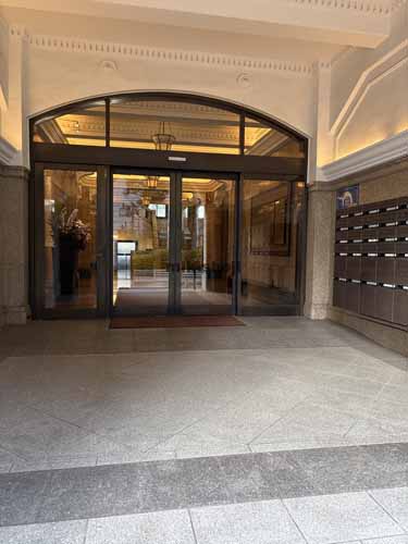 日本橋茅場町・兜町の日証館 エントランス1