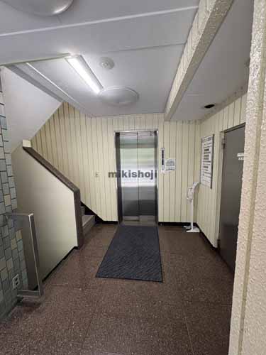 折田ビル エレベーターホール1
