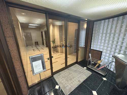 麹町のエミナビル エントランス1
