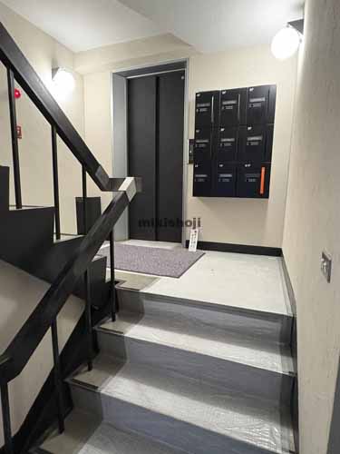 銀座小林ビル エレベーターホール1