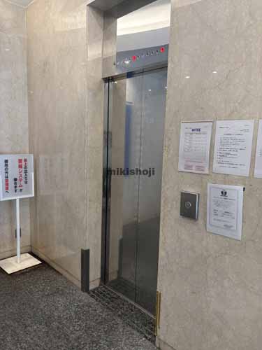 西新橋ＪＫビル エレベーターホール1