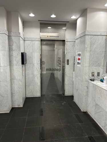 ザイマックス神谷町ビル エレベーターホール1
