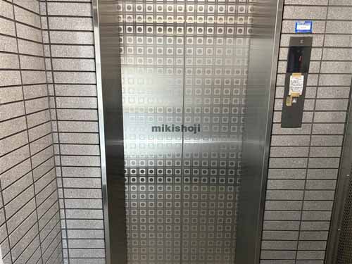 メビュウス髙島 エレベーターホール1