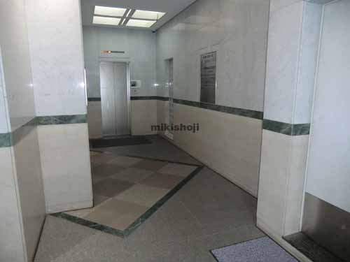 本郷信徳ビル エントランス4