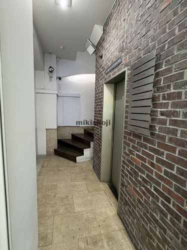 藤屋ビル エレベーターホール1