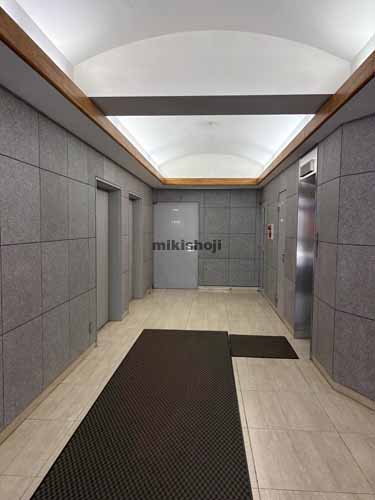 海岸・芝浦の第四田町ビル エレベーターホール1
