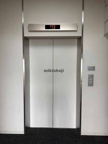 木場の東京パークサイドビル エレベーターホール2