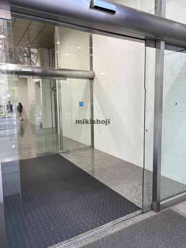 川喜多メモリアルビル エントランス3