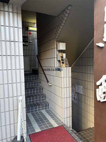 赤坂・元赤坂の松田ビル エントランス1