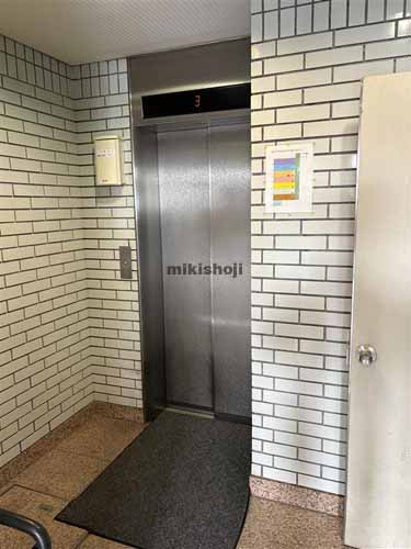 吉田ビル エレベーターホール1