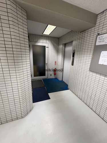 馬喰町有楽ビル エントランス2