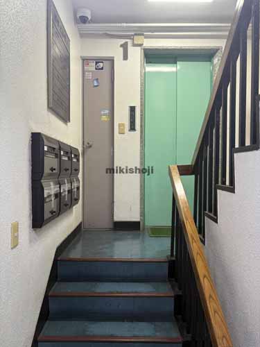 西野ビル エレベーターホール1