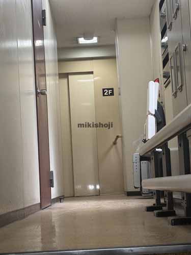 竹田ビル エレベーターホール1
