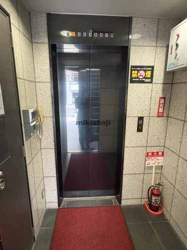 東神田藤和ビル エレベーターホール1