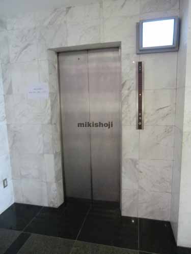 タキトミビル エレベーターホール3