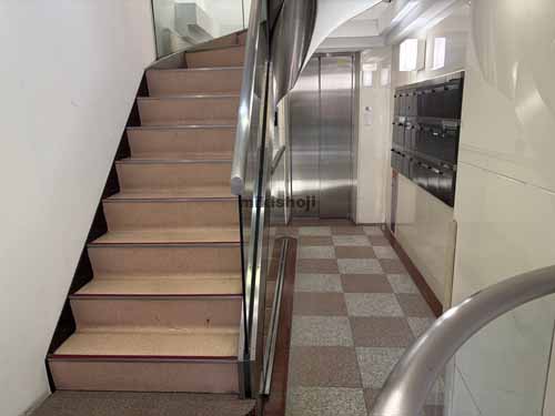 福禄ビル エレベーターホール1