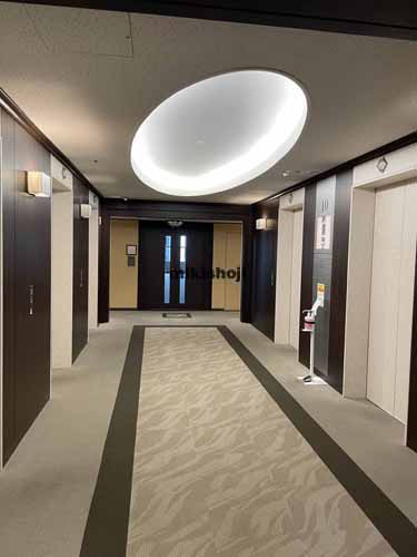 西新宿三井ビルディング エレベーターホール1