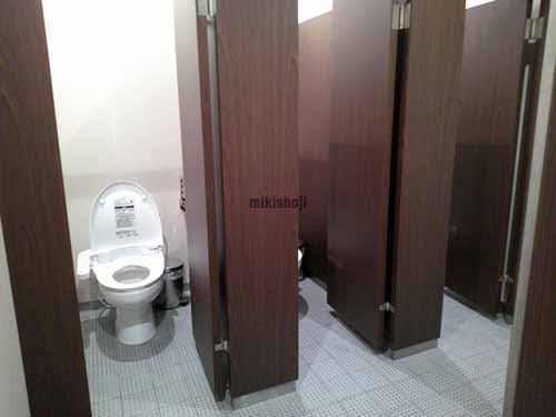 東京デザインセンタービル 水回り1