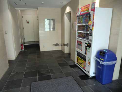 新東陽ビル エントランス3