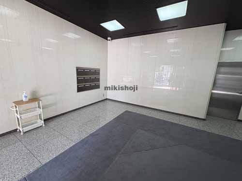 神田進興ビル エントランス2