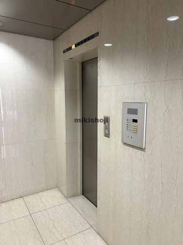 神田錦町ようきビル エレベーターホール1