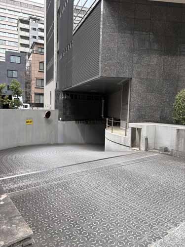 三番町東急ビル エントランス1