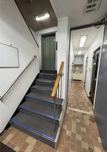 麹町六丁目ビル エントランス1