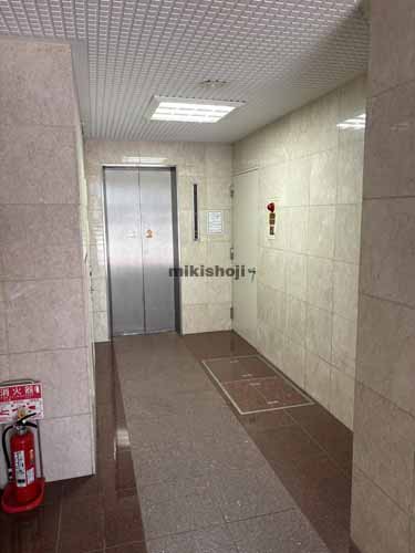 日本橋パークサイドビル エレベーターホール1