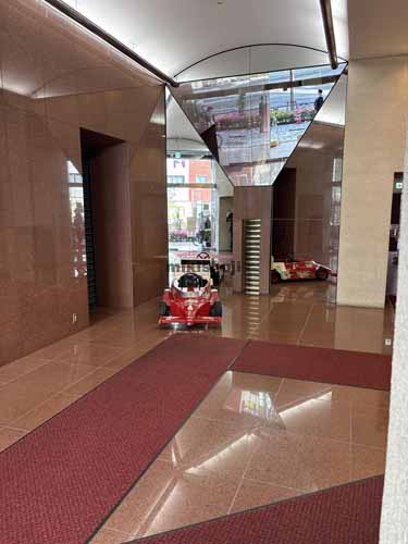 樋口本店ビル エントランス1