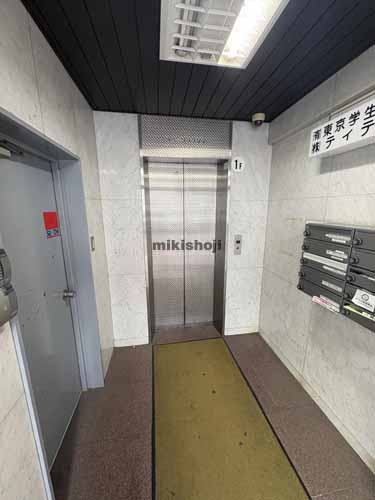 ケープビル エレベーターホール1