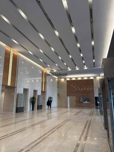 新宿文化クイントビル エントランス1