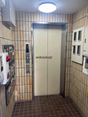 ＮＴビル（神保町) エレベーターホール1