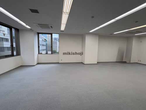 日本橋本石町の友泉本石町ビル 貸室内1