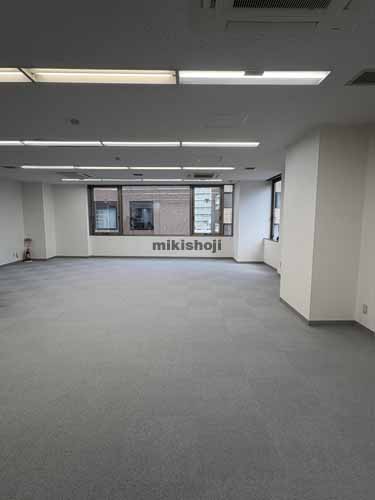 日本橋本石町の友泉本石町ビル 貸室内2