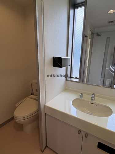 日本橋本石町の友泉本石町ビル 水回り1