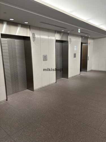 神田錦町・一ツ橋のＮＭＦ竹橋ビル エレベーターホール1