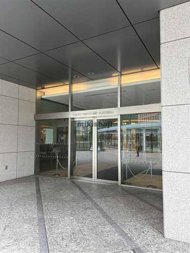 東京汐留ビルディング エントランス4